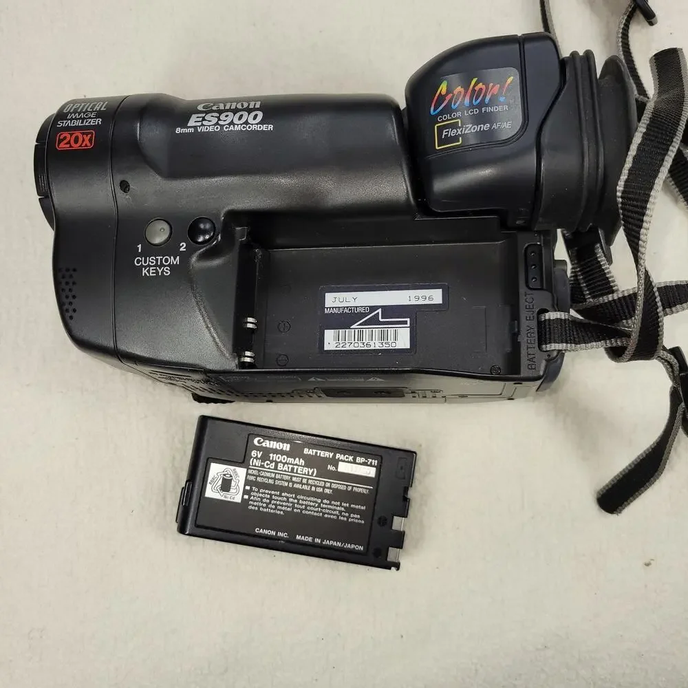 Canon Camcorder ES900 HI-FI Stereo 8mm Video 8 Read Description For Parts Videos